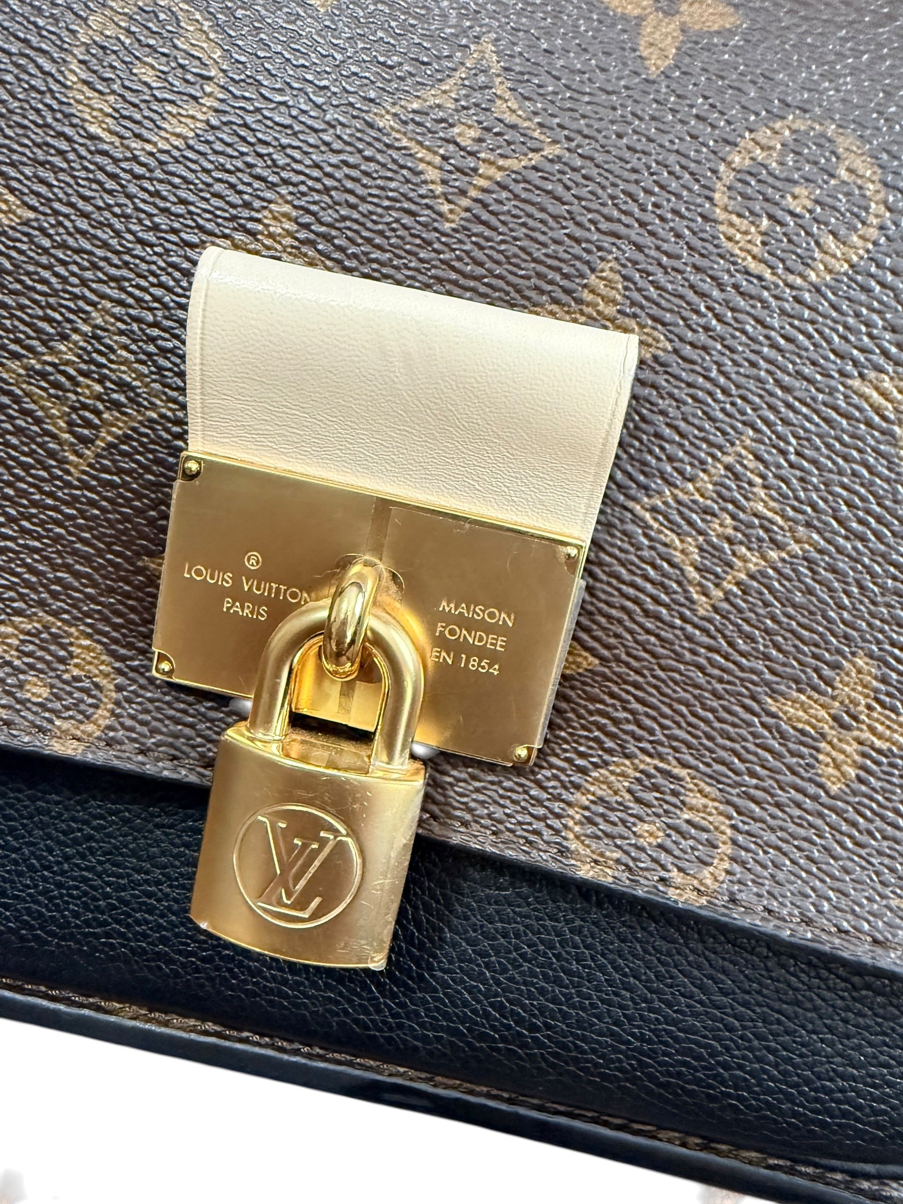 Louis Vuitton Vaugirard Flap Monogram